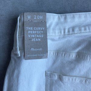 NWT Madewell Plus Curvy Vintage Perfect Jean in Tile White, 20W